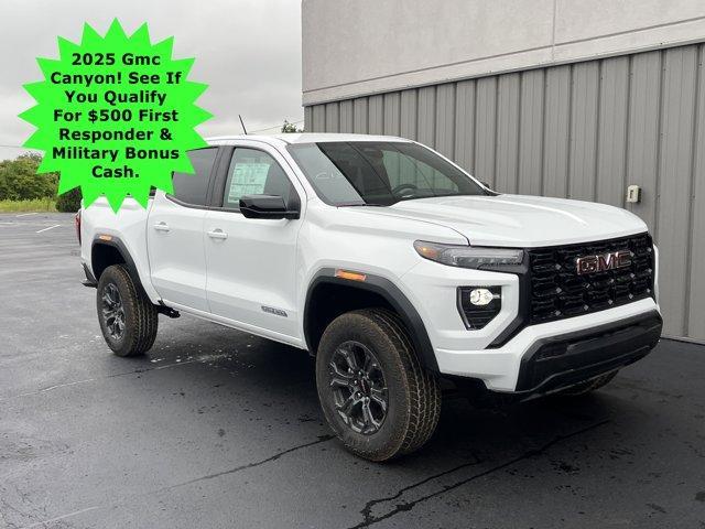 new 2025 GMC Canyon car, priced at $39,095