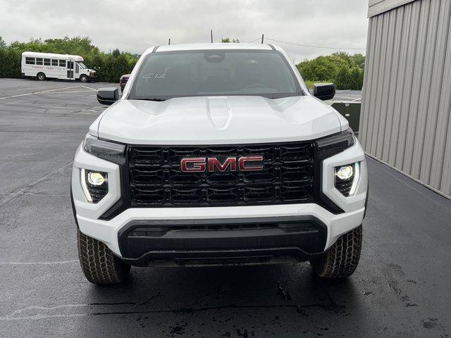 new 2025 GMC Canyon car, priced at $40,095