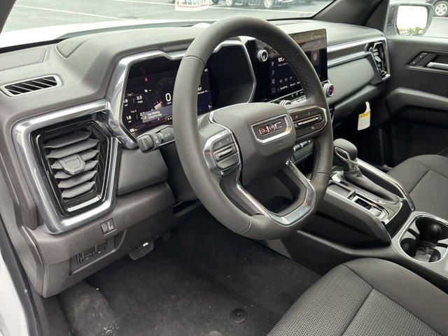 new 2025 GMC Canyon car, priced at $40,095