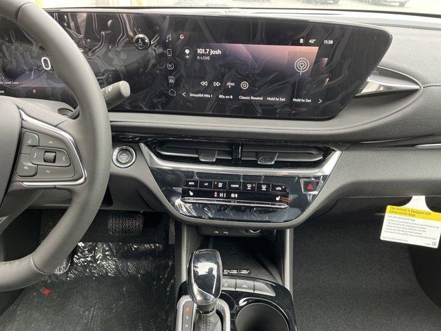 new 2025 Buick Envista car, priced at $31,285