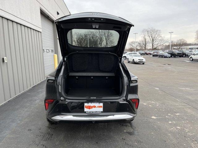 new 2025 Buick Envista car, priced at $31,285