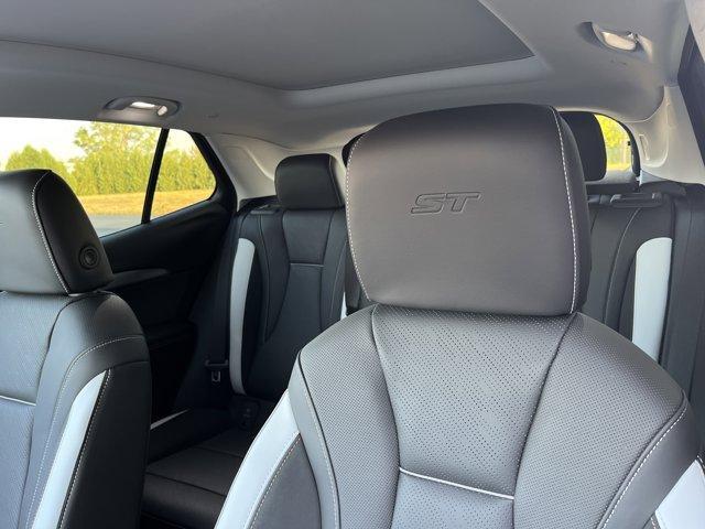 new 2025 Buick Envision car, priced at $42,240