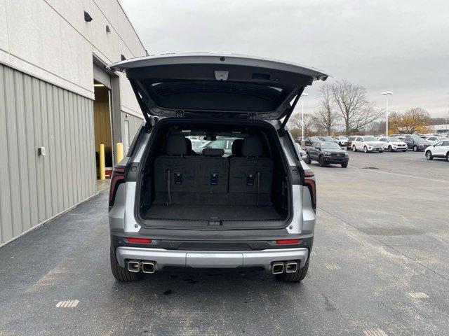 used 2024 Chevrolet Traverse car, priced at $44,239