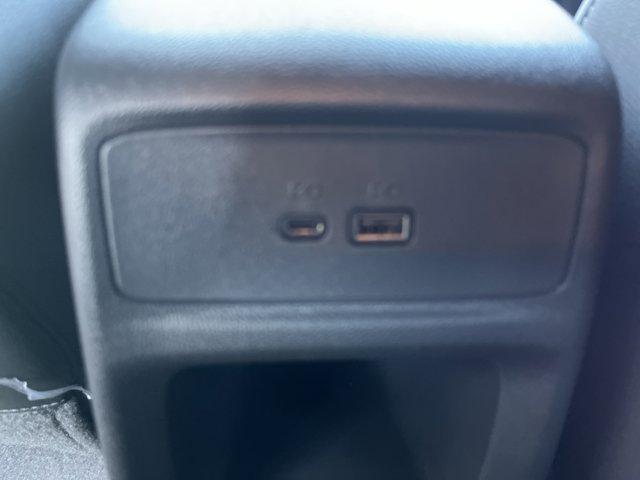 new 2025 Buick Envista car, priced at $26,685