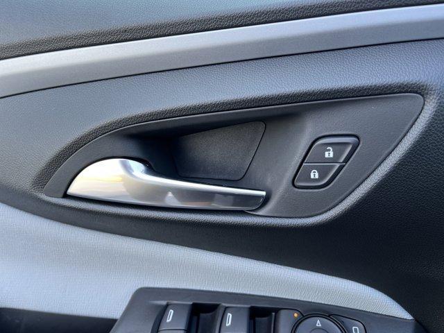 new 2025 Buick Envista car, priced at $26,685