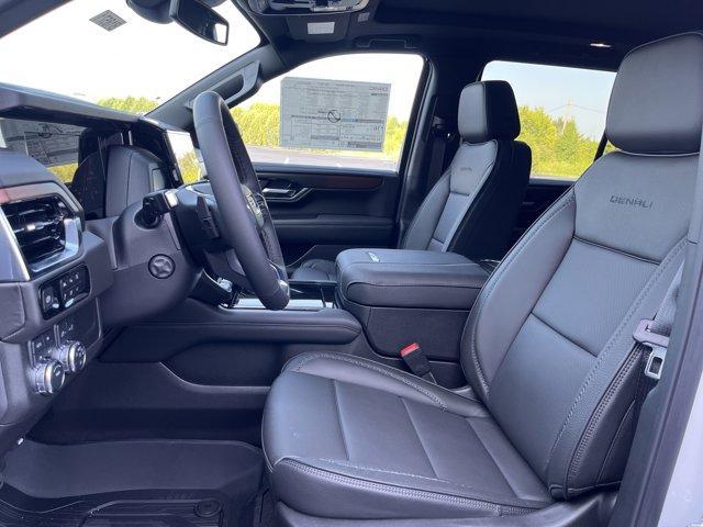 new 2025 GMC Yukon car, priced at $87,960