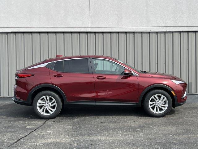 new 2025 Buick Envista car, priced at $27,180