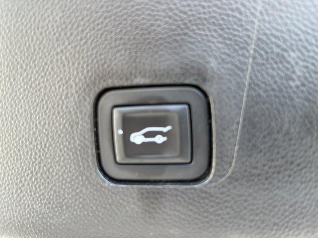 used 2019 Chevrolet Traverse car, priced at $19,175