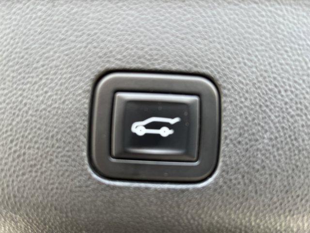 used 2023 GMC Yukon XL car, priced at $53,639