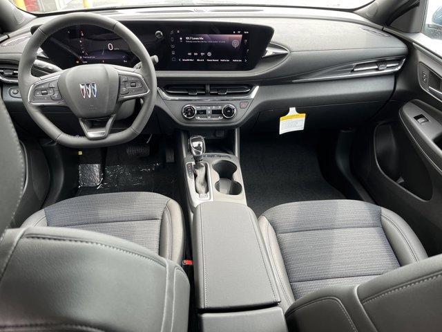 new 2025 Buick Envista car, priced at $27,180