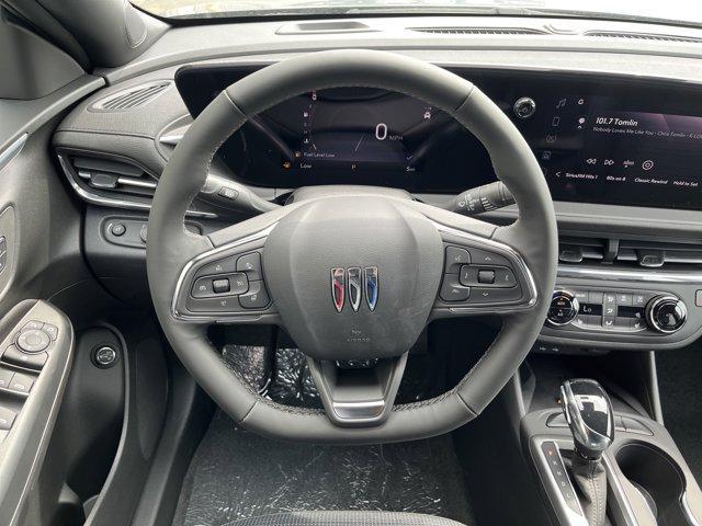 new 2025 Buick Envista car, priced at $27,180