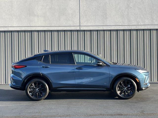 new 2025 Buick Envista car, priced at $29,600