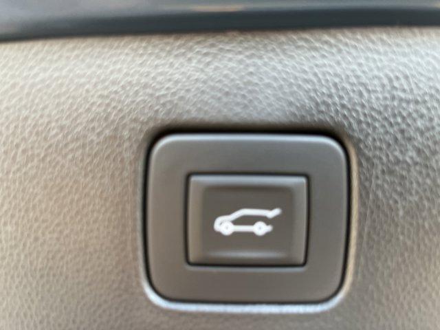 new 2025 Buick Envista car, priced at $29,600