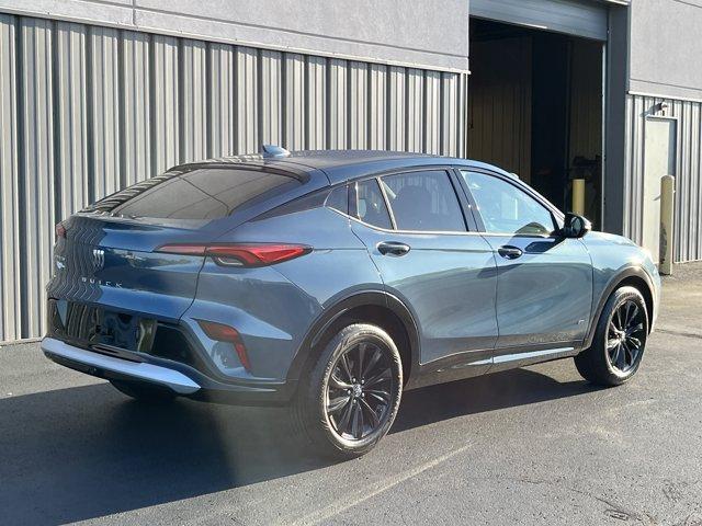 new 2025 Buick Envista car, priced at $29,600
