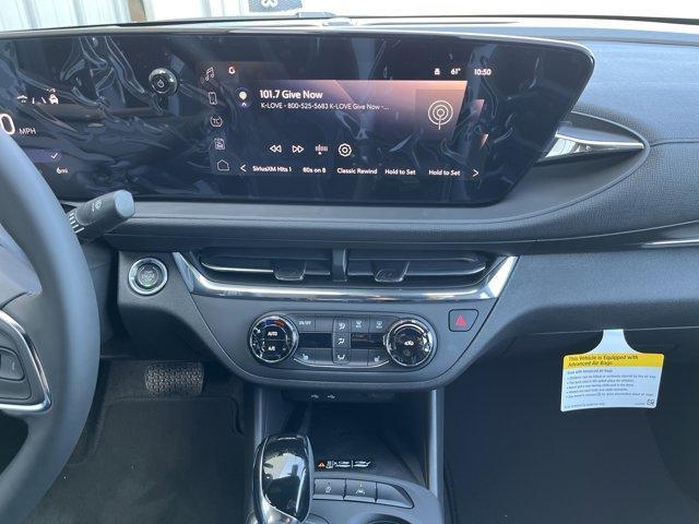 new 2025 Buick Envista car, priced at $27,775