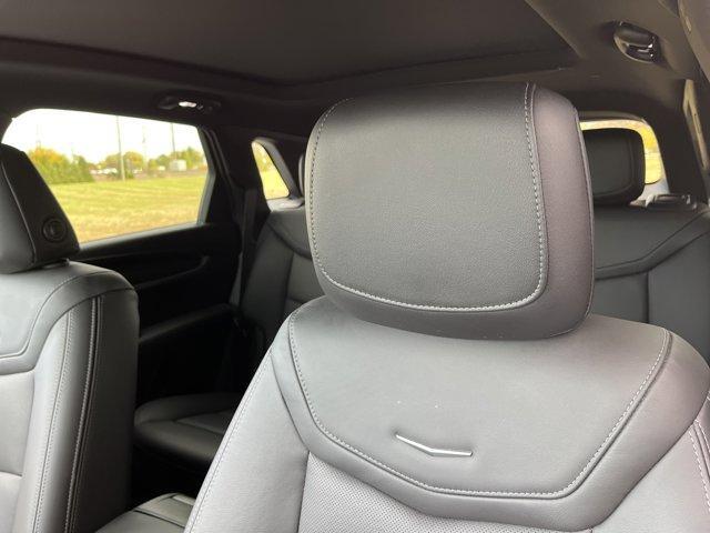 used 2023 Cadillac XT5 car, priced at $31,268