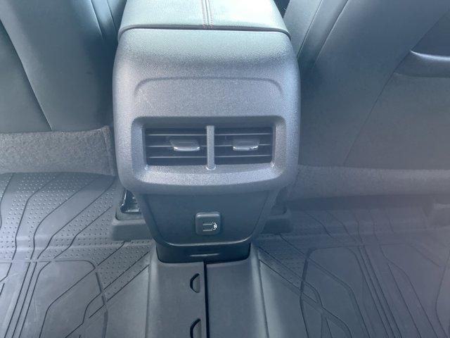 used 2022 Chevrolet Equinox car, priced at $25,498