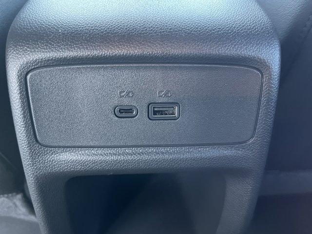 new 2025 Buick Envista car, priced at $31,585