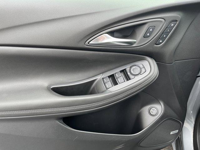 new 2025 Buick Encore GX car, priced at $35,190
