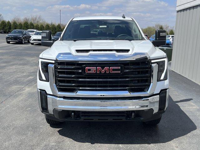 new 2025 GMC Sierra 2500 car, priced at $53,075