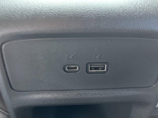 new 2025 Buick Envista car, priced at $29,995