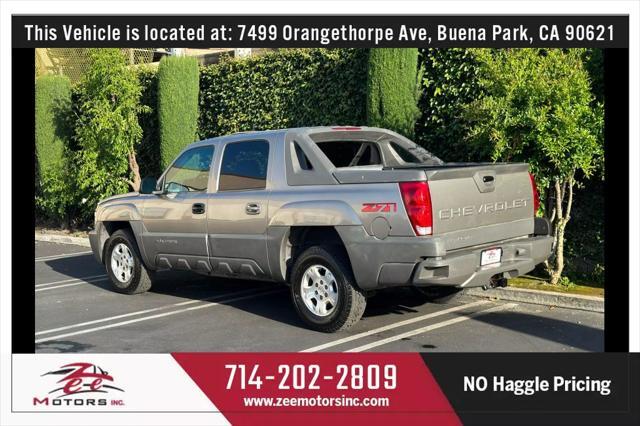 used 2002 Chevrolet Avalanche car, priced at $9,995