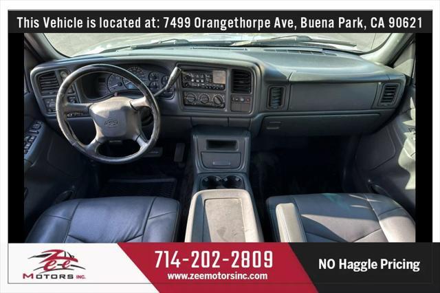 used 2002 Chevrolet Avalanche car, priced at $9,995
