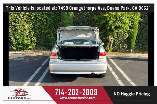 used 2000 Honda Civic car, priced at $7,500