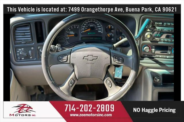 used 2004 Chevrolet Suburban car, priced at $10,995
