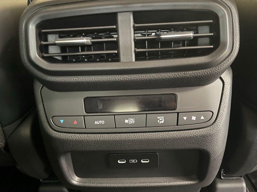 new 2025 Honda Pilot car, priced at $49,929