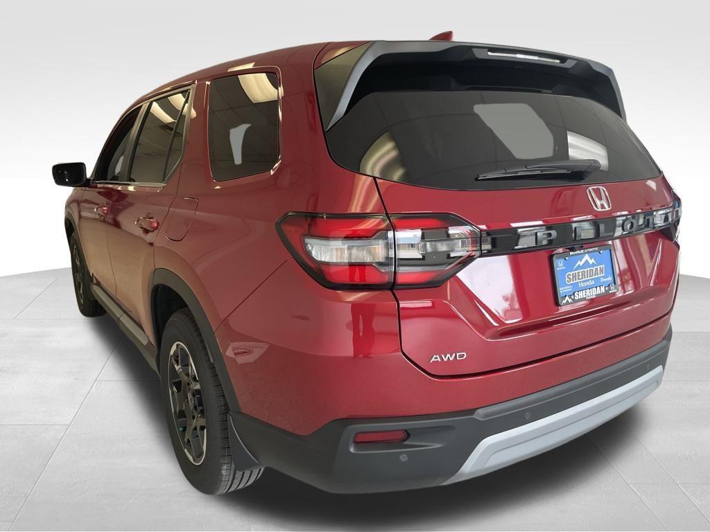 new 2025 Honda Pilot car, priced at $49,929