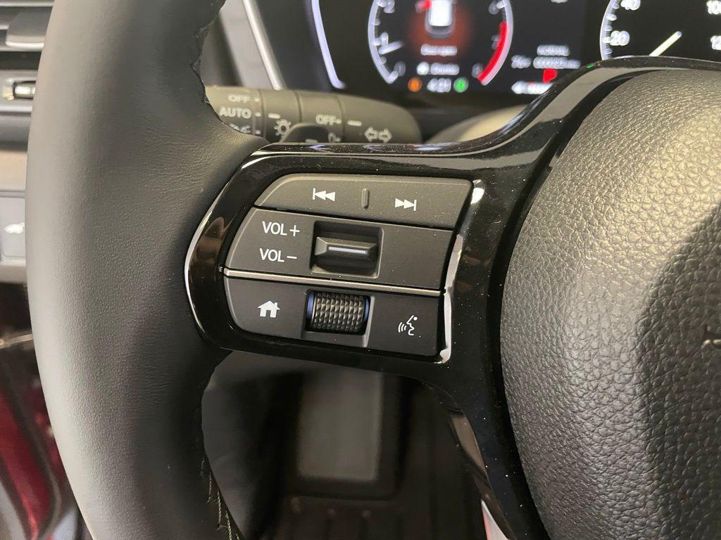 new 2025 Honda Pilot car, priced at $49,929