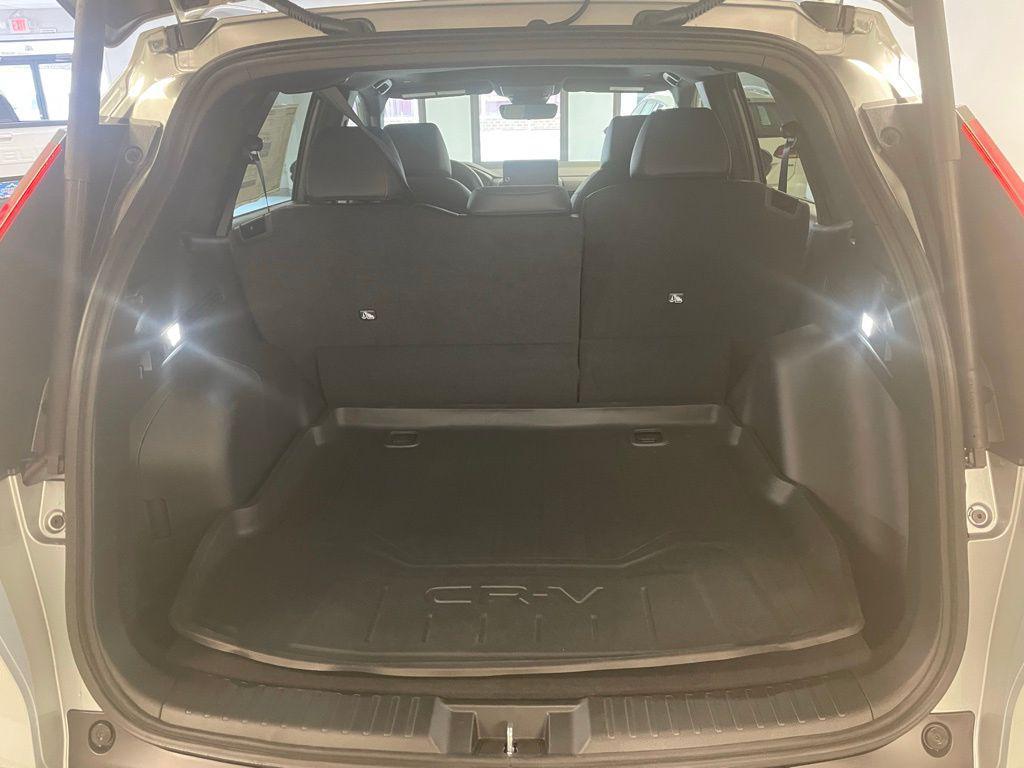 new 2025 Honda CR-V Hybrid car, priced at $41,117