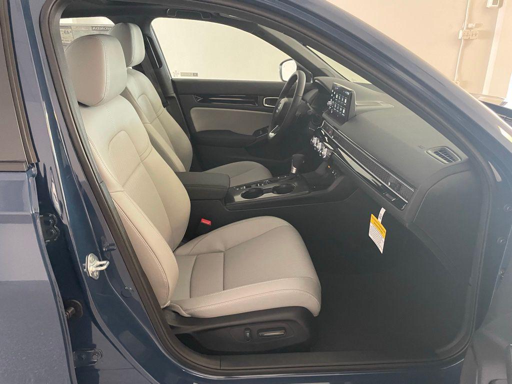 new 2026 Honda Civic Hybrid car, priced at $34,495