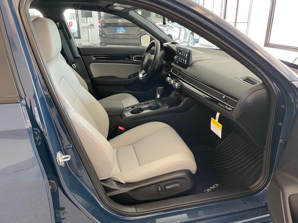 new 2025 Honda Civic Hybrid car, priced at $34,105