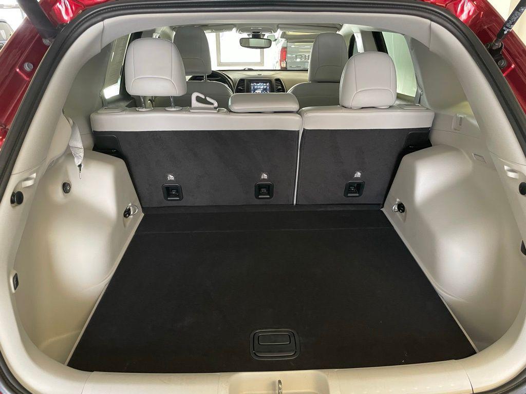 used 2020 Jeep Cherokee car, priced at $12,500