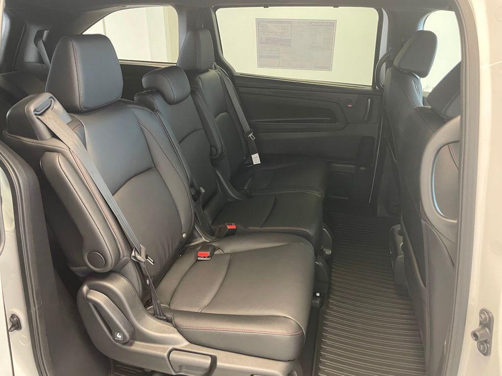 new 2026 Honda Odyssey car, priced at $46,760