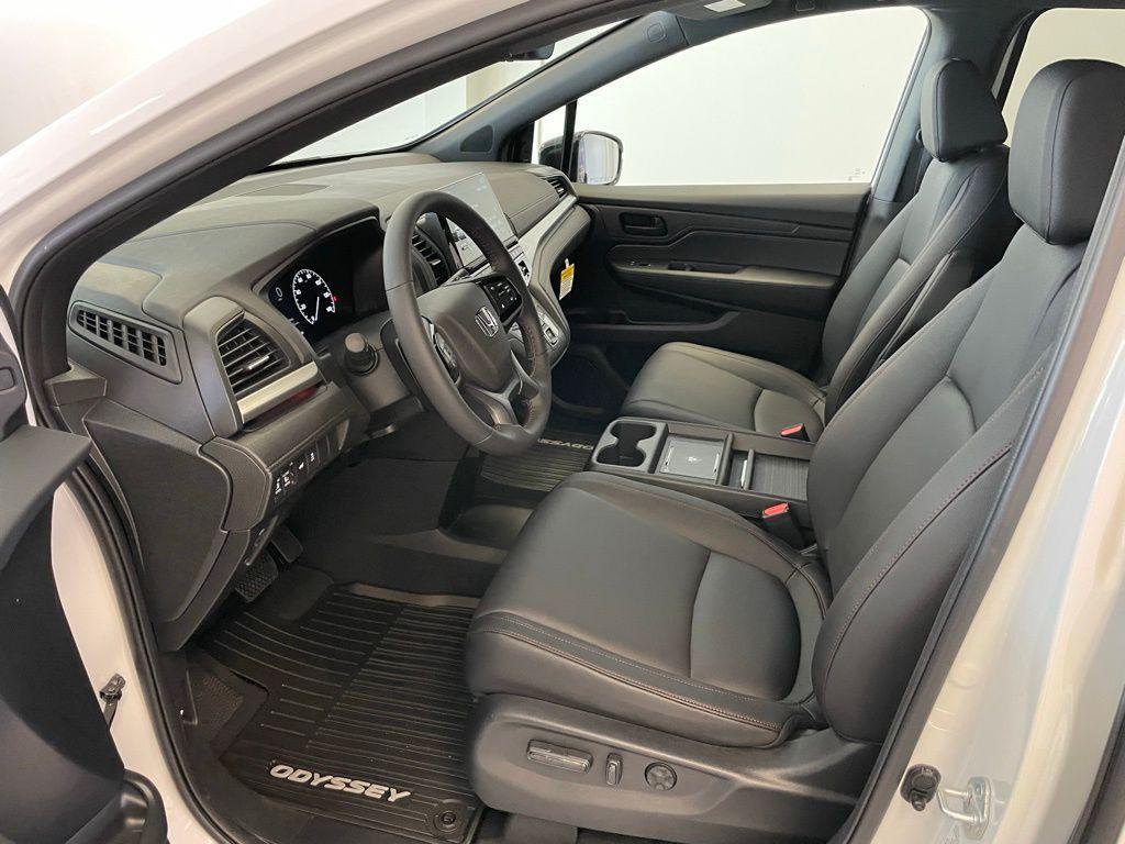 new 2026 Honda Odyssey car, priced at $46,760
