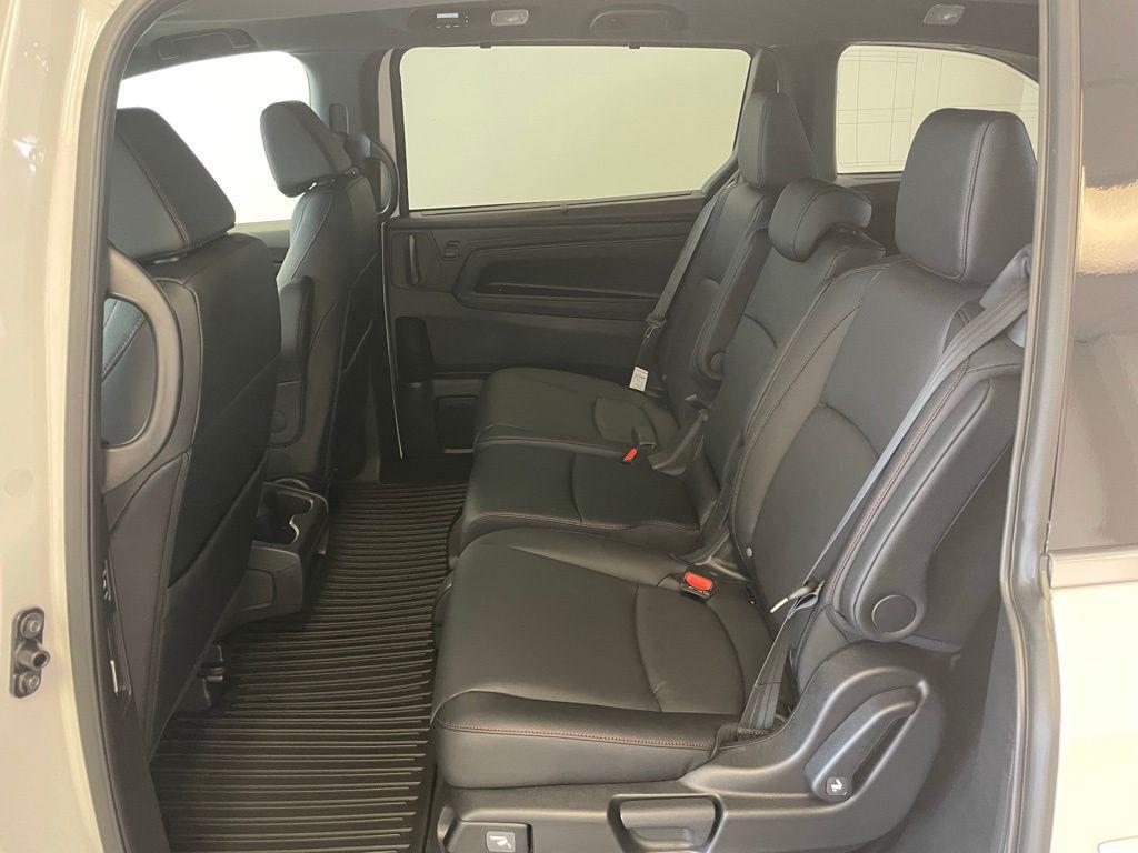 new 2026 Honda Odyssey car, priced at $46,760