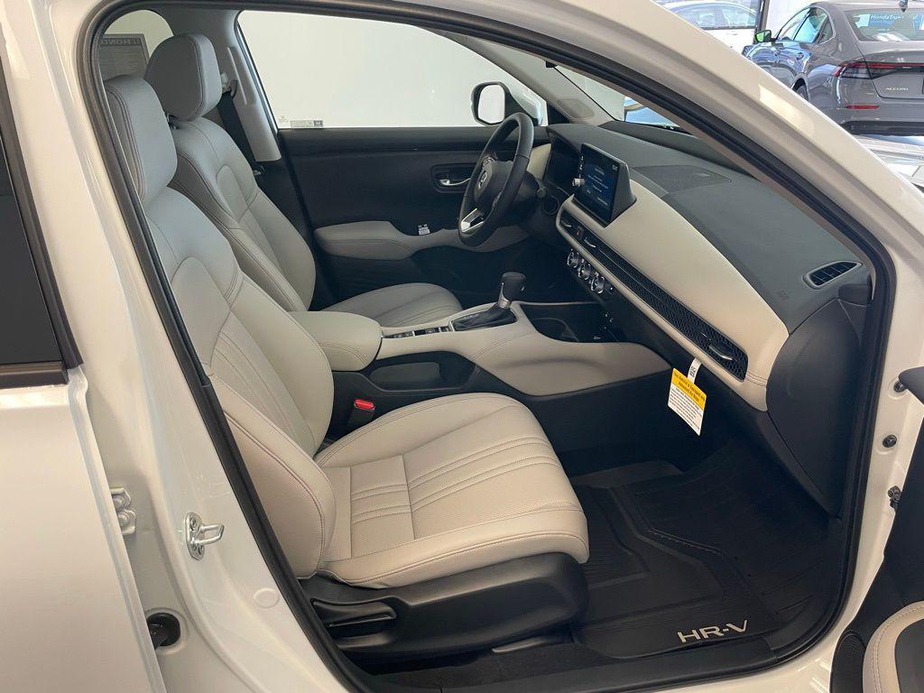 new 2026 Honda HR-V car, priced at $34,005
