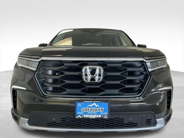 new 2025 Honda Pilot car, priced at $47,425