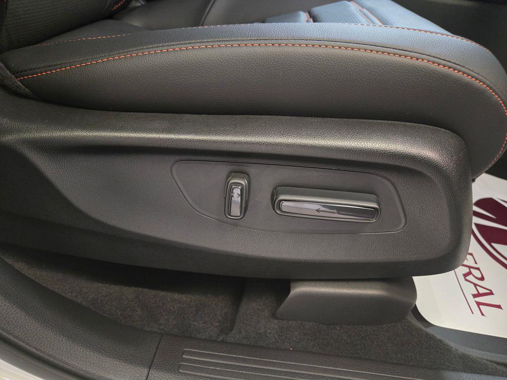 new 2025 Honda CR-V Hybrid car, priced at $41,489