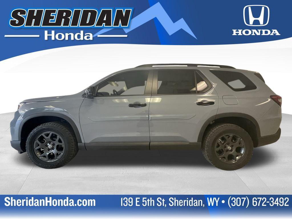 new 2025 Honda Pilot car, priced at $53,239