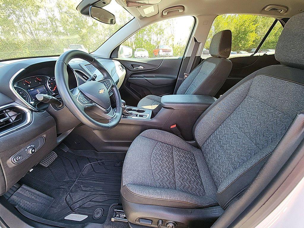 used 2023 Chevrolet Equinox car, priced at $20,964