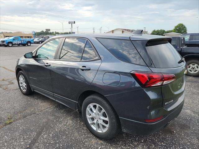used 2022 Chevrolet Equinox car, priced at $20,956