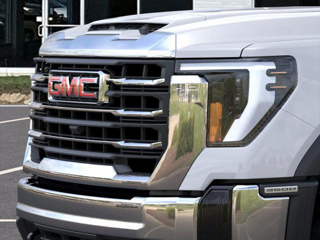 new 2025 GMC Sierra 3500 car, priced at $77,355