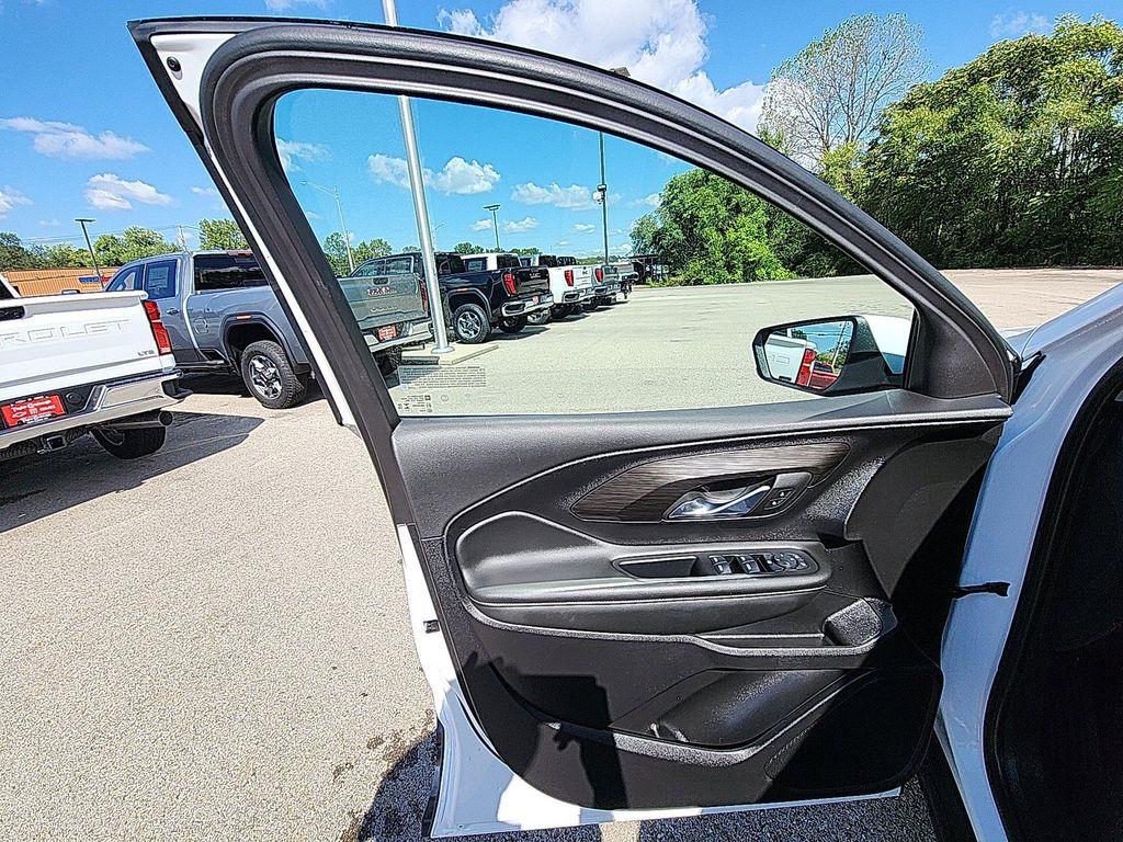 used 2024 GMC Terrain car, priced at $24,963