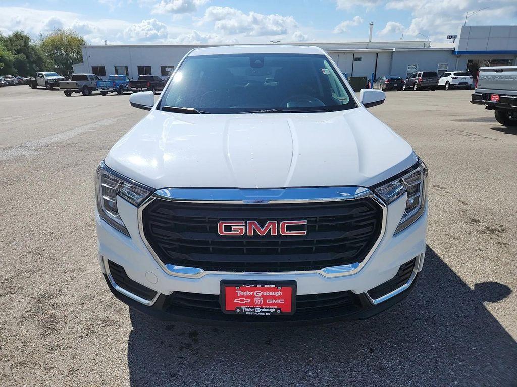 used 2024 GMC Terrain car, priced at $22,938