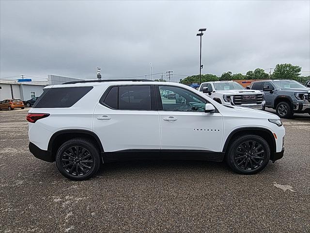 used 2022 Chevrolet Traverse car, priced at $32,967