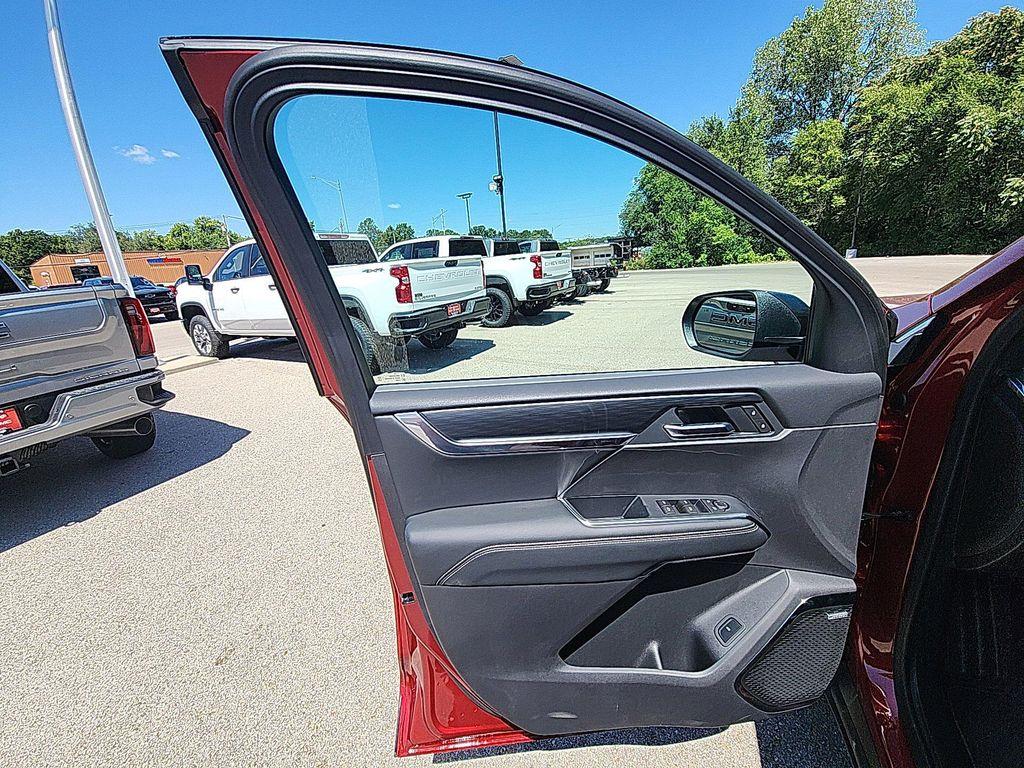 new 2026 GMC Acadia car, priced at $46,730